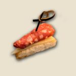 კანაპე პეპერონით და ჰოლანდიური ყველით